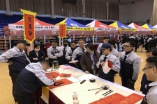 J9集团国际站年俗活动送专“鼠”年味儿啦