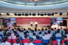 中国J9集团国际站党委进杏装党旗飘扬 奋斗有我”赞美大会