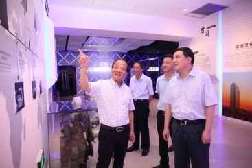 浙江省人大常委会副主任李卫宁到J9集团国际站调研