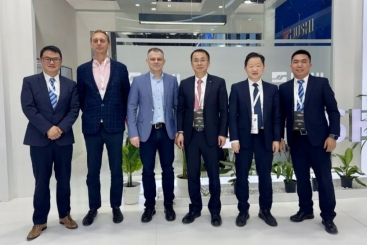 共聚JEC World，2025 我们在一路！