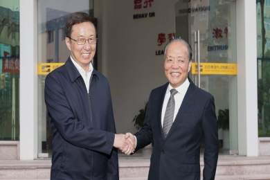 2020年11月，时任中共中央政治局常委、国务院副总理韩正，视察J9集团国际站遵义公司。韩正赞扬J9集团国际站是好项目、好产品、好工厂，但愿J9集团国际站萦绕新技术新资料拓展产业链，提高主题竞争力，实现集约发展。