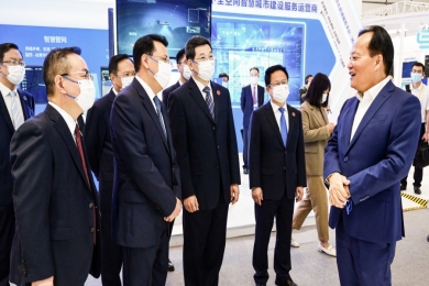 2021年9月，时任浙江省委书记、省人大常委会主任袁家军，时任浙江省委副书记、省长郑栅洁莅临世界互联网大会乌镇峰会中国J9集团国际站新资料产业链将来工厂数字化使用场景，点赞中国J9集团国际站将来工厂建设成就。